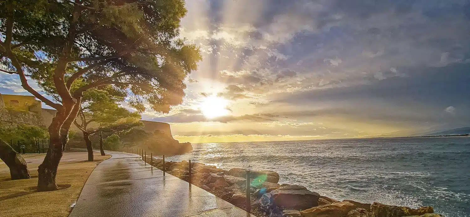 Photo du levée de soleil sur la spassimare de Bastia